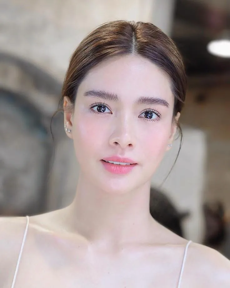 Erich Gonzales - erich-gonzales-sexy-15.webp